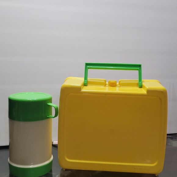 Vtg Popeye And Son A New Generation Yellow Plastic Lunch Box With Thermos - Picture 4 of 7